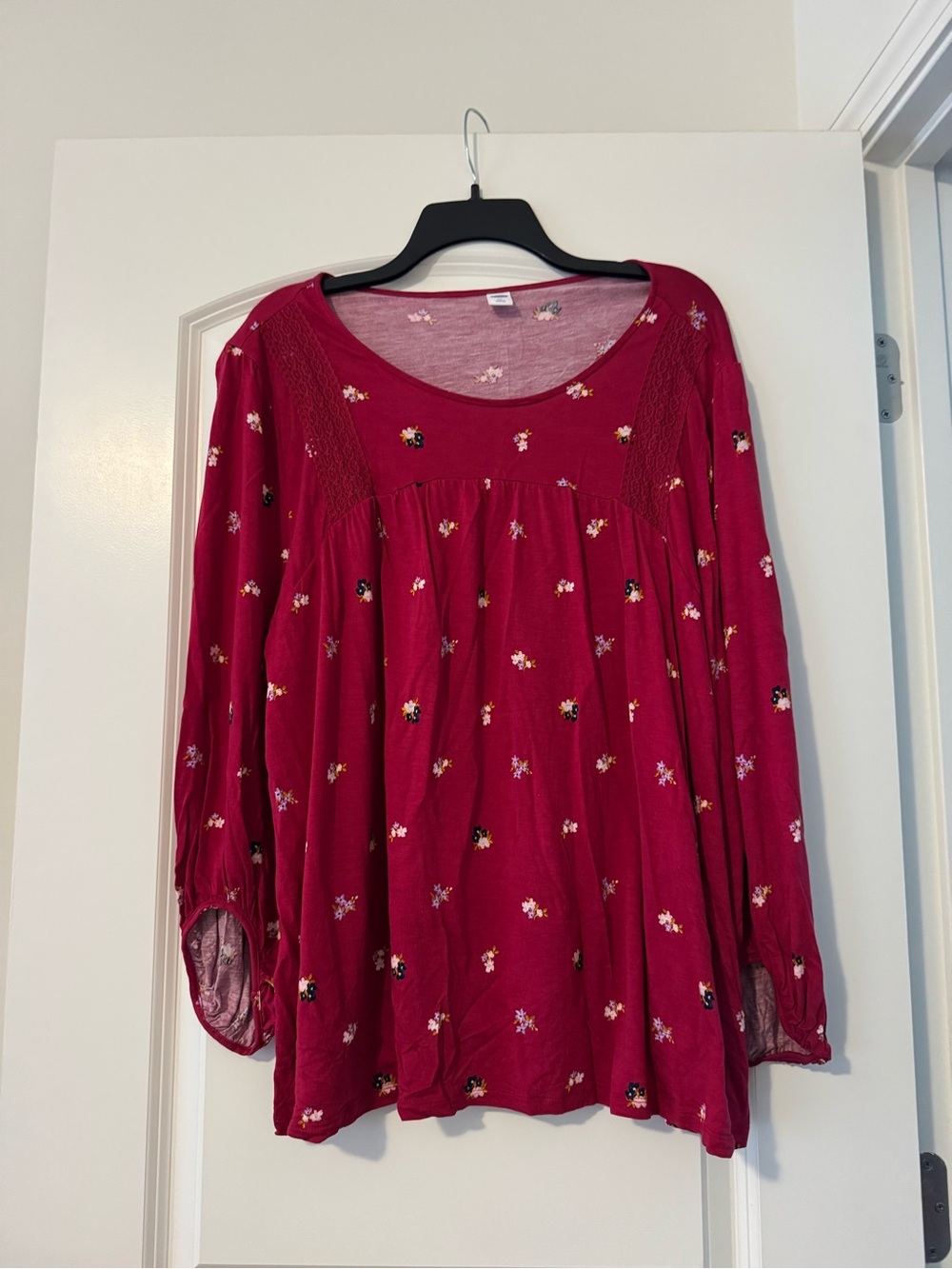 Old Navy Burgundy Floral Scoop-Neck Long Sleeve Top